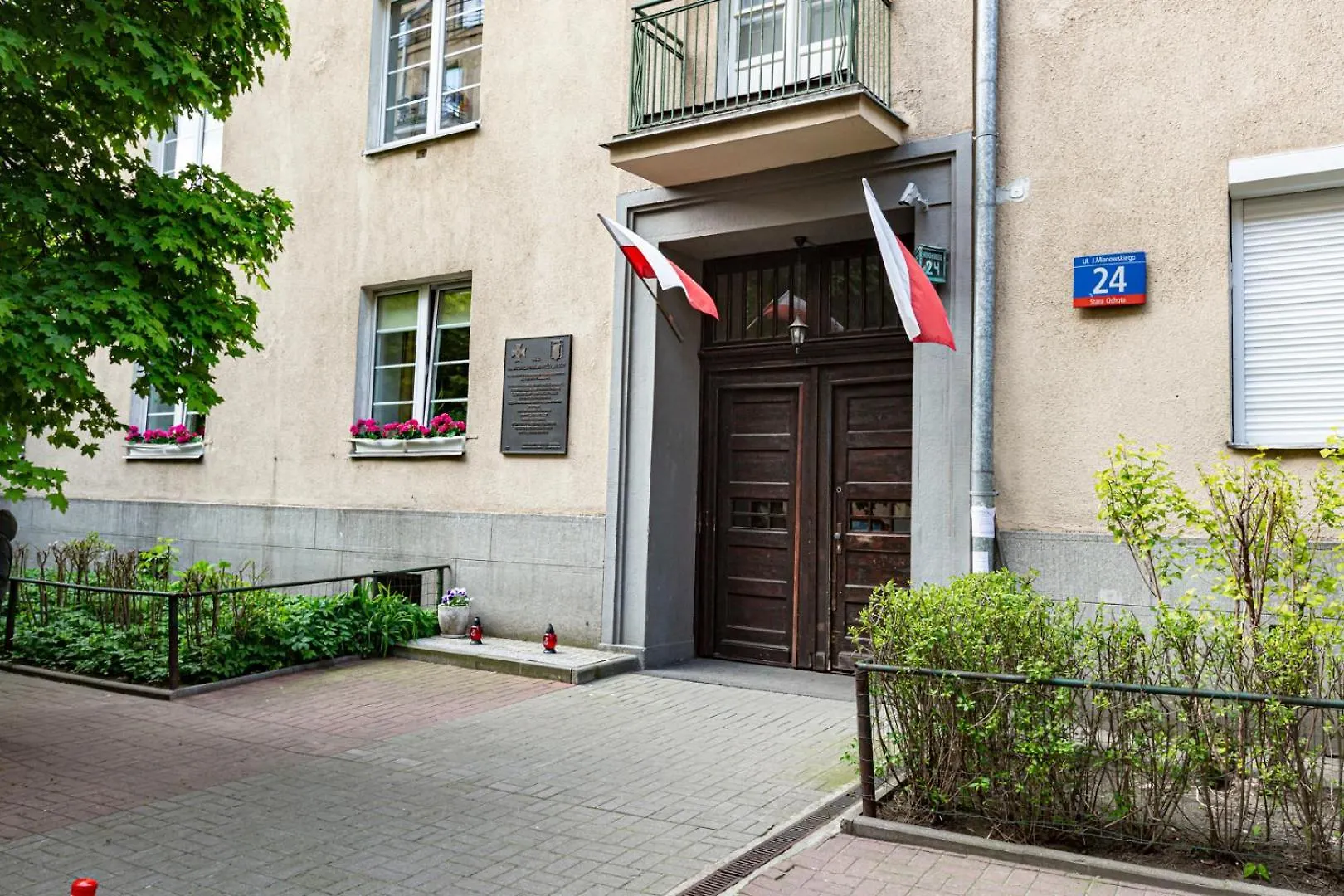 Apartment Mianowskiego 24 Red - Wifi Smart Tv W Pelni Wyposazona Kuchnia Warsaw Poland